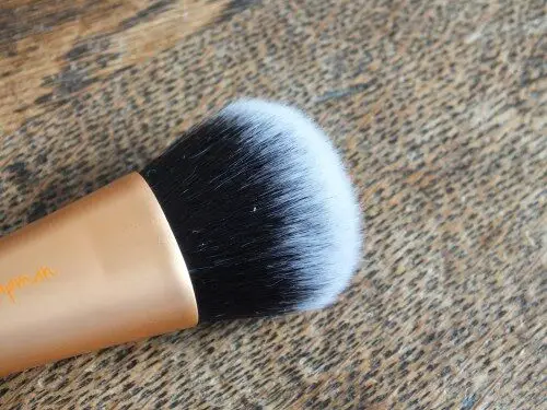 real-techniques-expert-face-brush-1-500x375-1