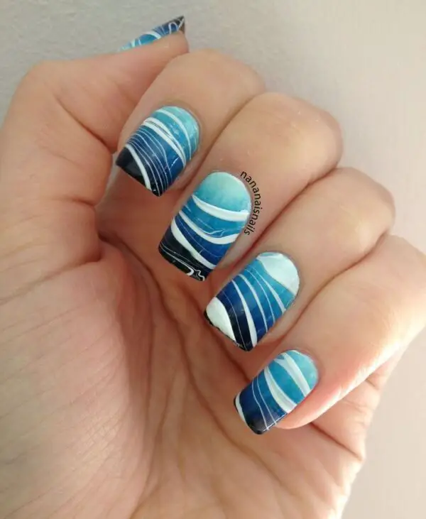 ocean-theme-water-marble-nail-art