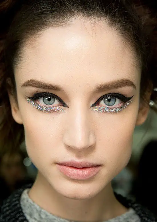 taped-cat-eye-and-glitter