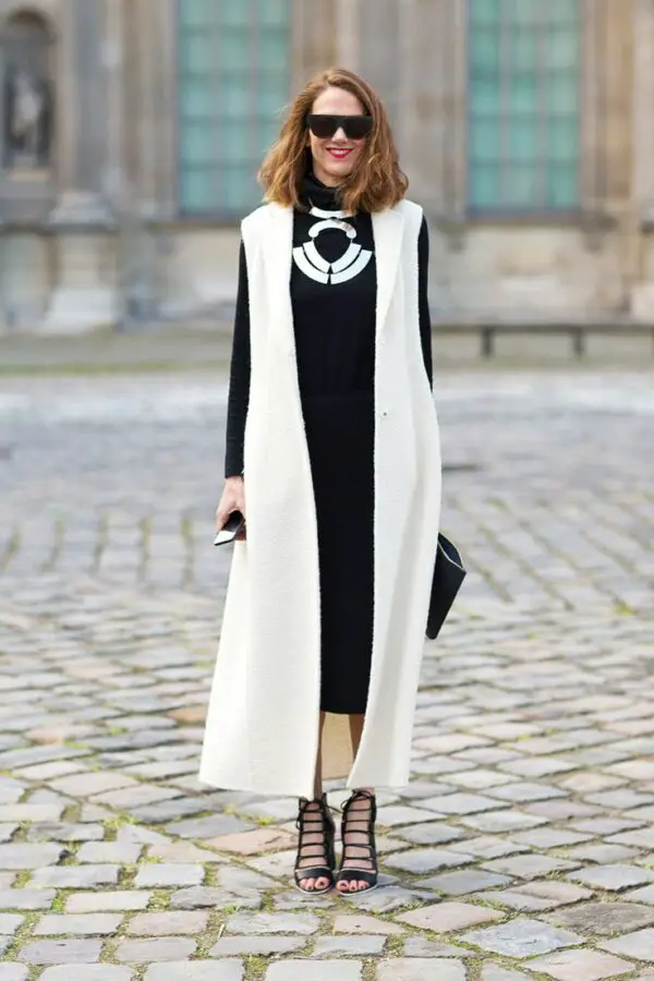 white-sleeveless-coat