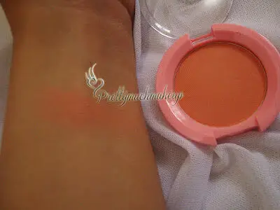 face-on-face-blush-swatch