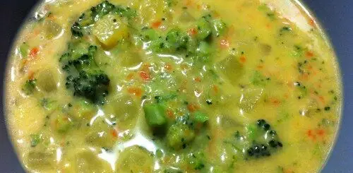 potato-broccoli-and-parmesan-soup-recipe-500x373-1