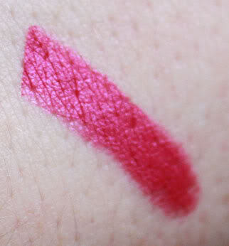 illamasqua-atomic-lipstick-swatch