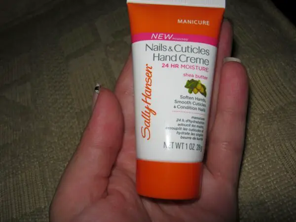 sally-hansen-nails-and-cuticles-hand-creme-review