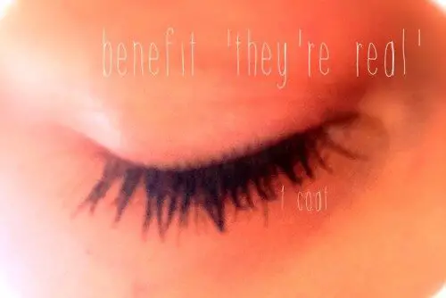 benefit-theyre-real-mascara-when-worn-500x334-2