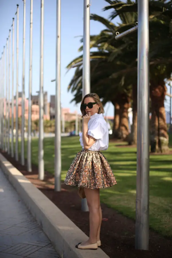 4-cute-skirt-with-white-blouse