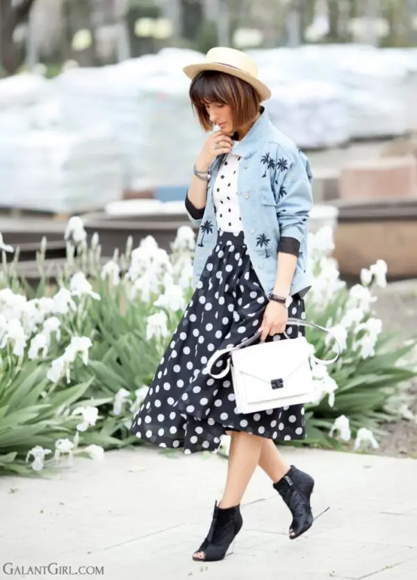 4-polka-dots-outfit-with-tropical-print-jacket