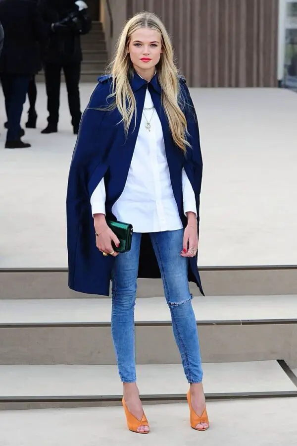 cape-coat-and-jeans