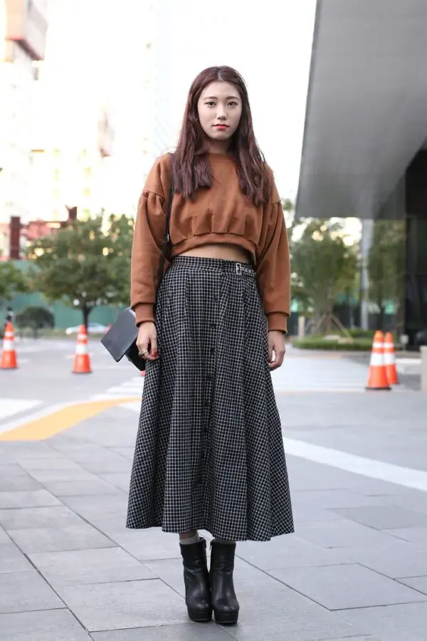 checkered-high-waisted-skirt