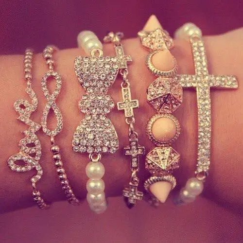 cute-arm-party