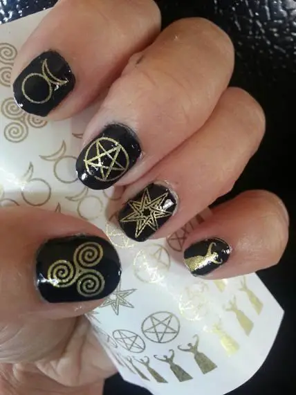 gold-stickers-wiccan-symbol