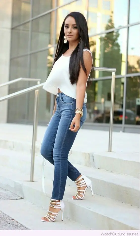 high-waisted-jeans-and-white-tank-top