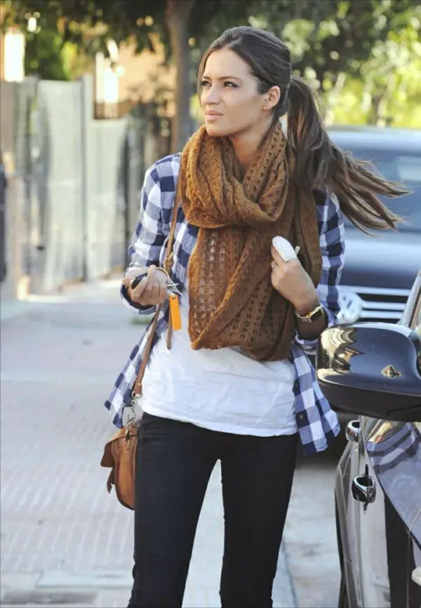 knitted-brown-scarf