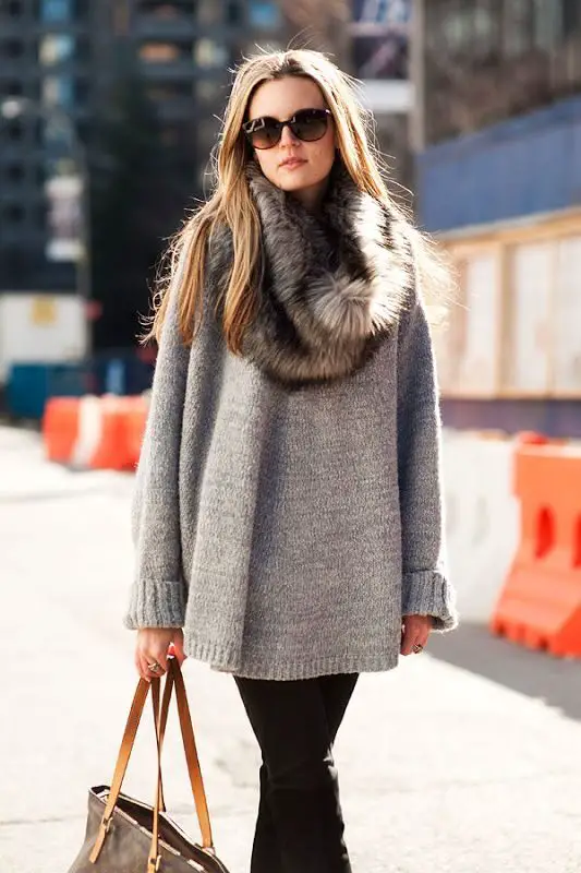 sweater-and-fur-scarf