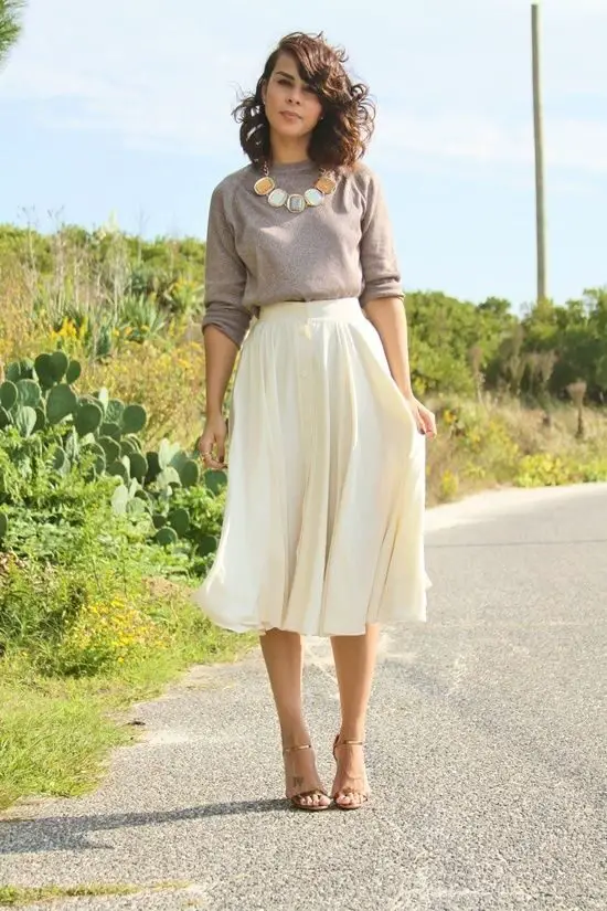 white-high-waisted-skirt
