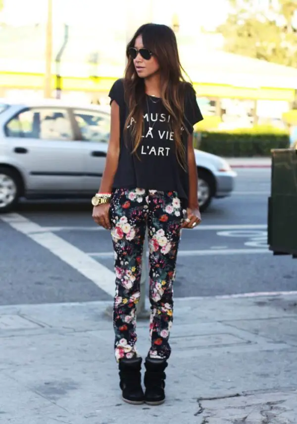 3-graphic-tee-with-floral-print-pants