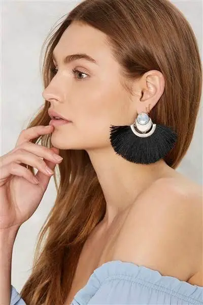 fan-tassel-earrings-in-black