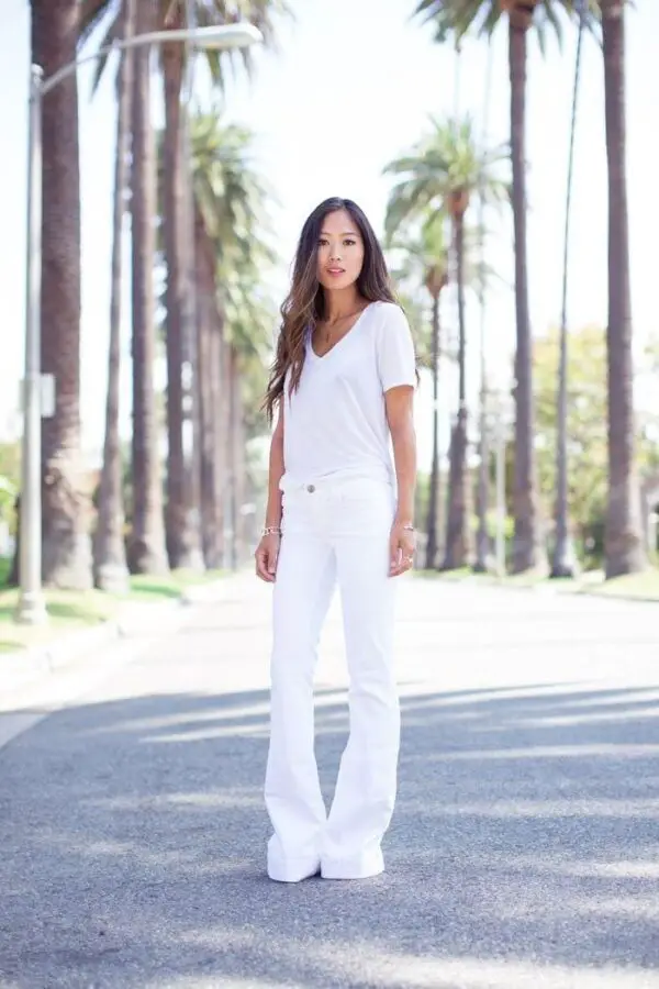 flared-white-jeans-and-white-shirts