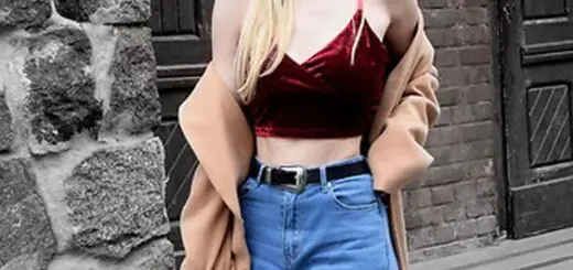 jeans-and-velvet-croptop-outfit