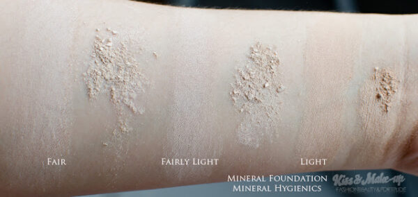 6-mineral-foundation-swatches