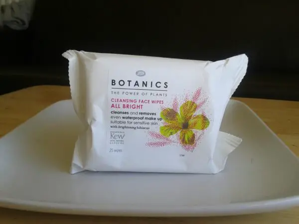 8-all-bright-cleansing-face-wipes-2