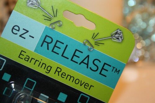 ez-release-earring-remover-review-500x333-1