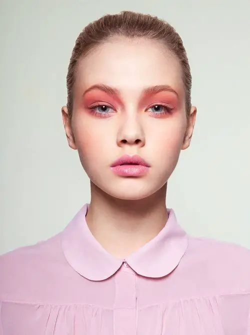 pink-and-peach-makeup-look