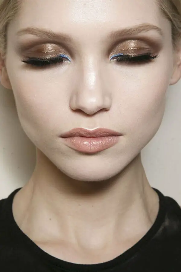 shimmery-brown-lids