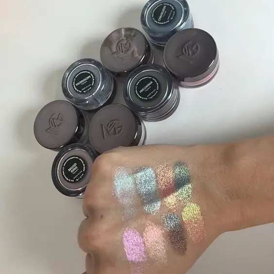 makeup-geek-foiled-shadow-swatches-1