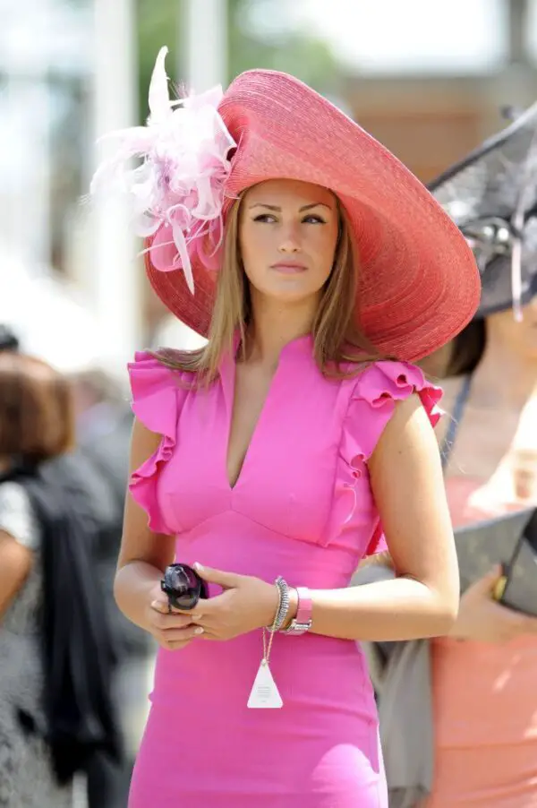 4-pink-hat-with-pink-dress