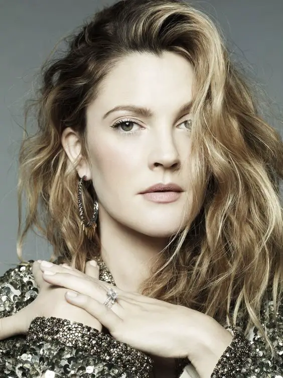 drew-barrymore-parted-hair