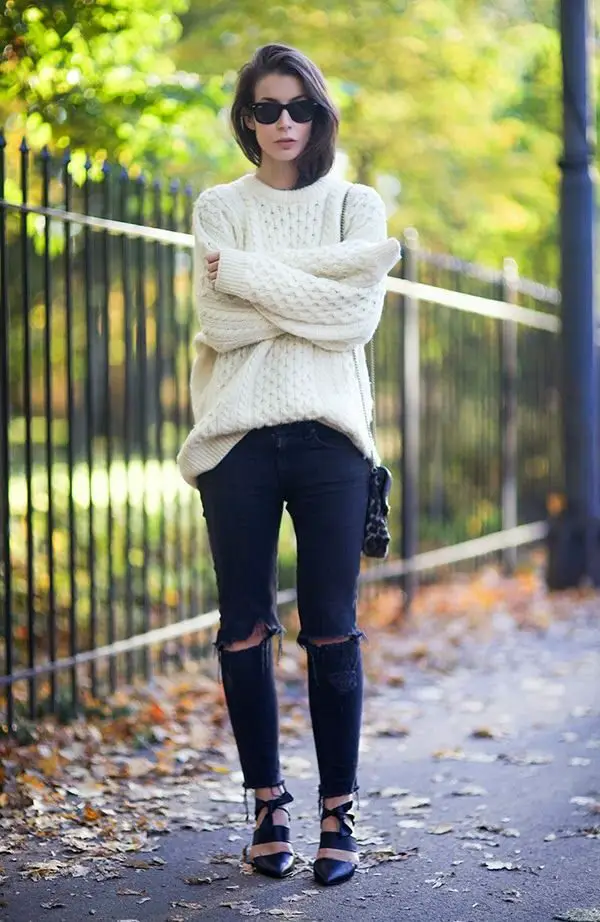 0-chunky-sweater-with-ripped-jeans