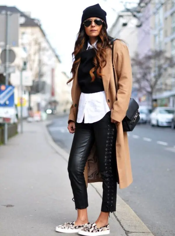 1-layered-outfit-with-leopard-print-sneakers