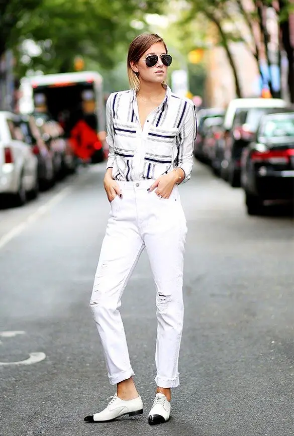 1-classic-shirt-with-white-jeans