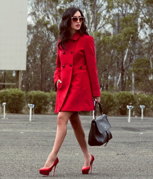 3-all-red-outfit-with-classic-pumps-1