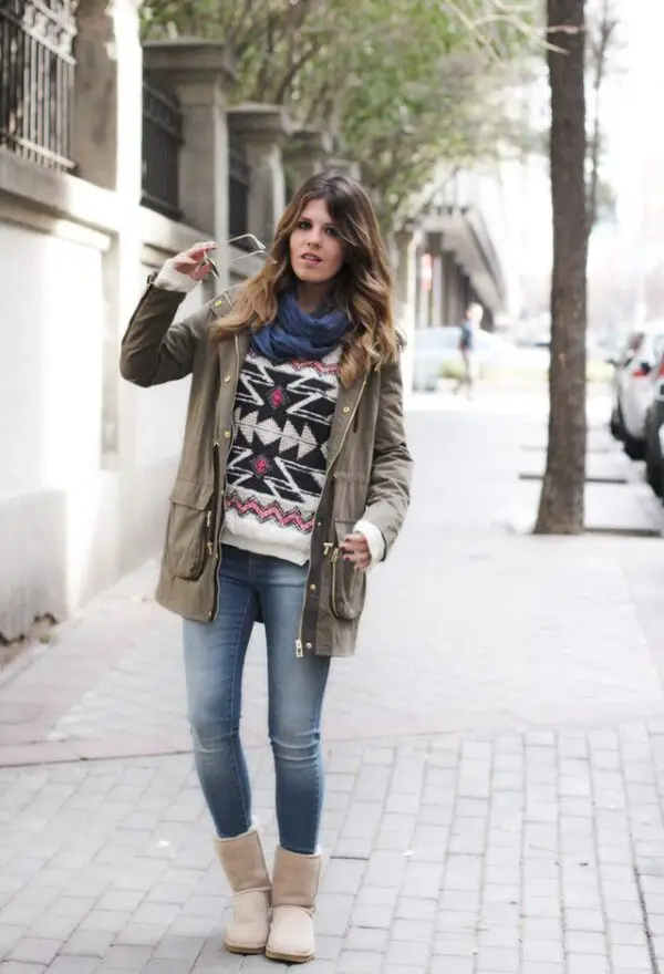 3-holiday-sweatshirt-with-jeans-and-uggs