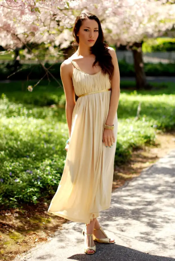 3-pastel-yellow-dress-with-gold-sandals