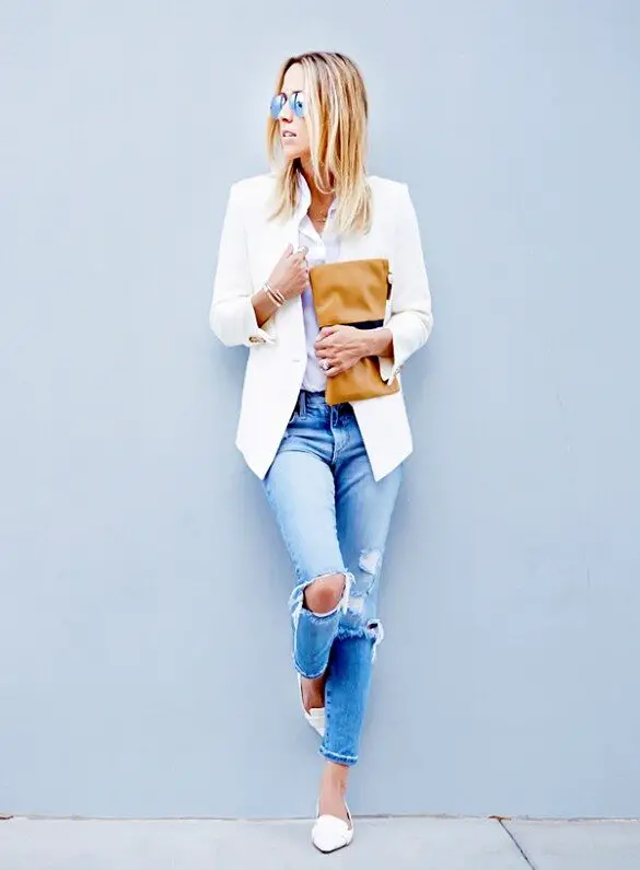 3-structured-blazer-with-ripped-jeans