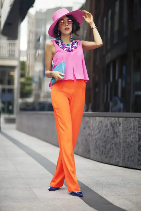 4-pink-and-orange-outfit-with-cute-necklace