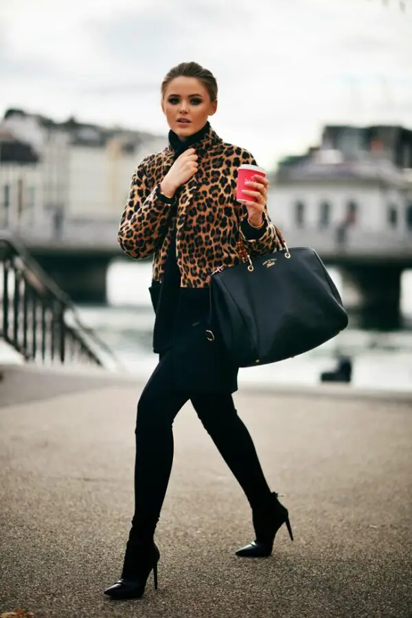 4-structured-bag-with-leopard-top