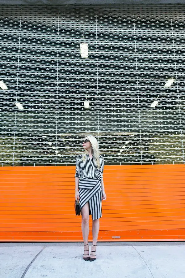 5-striped-outfit-with-heels