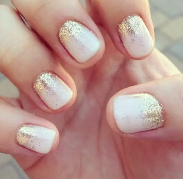 glitter-nails-simple-design