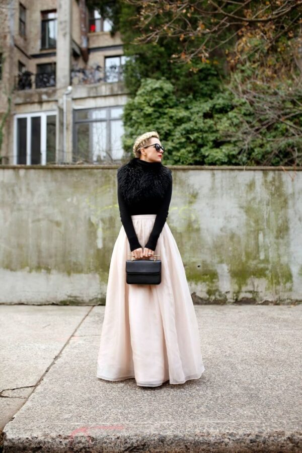 maxi-skirt-and-black-pullover-1