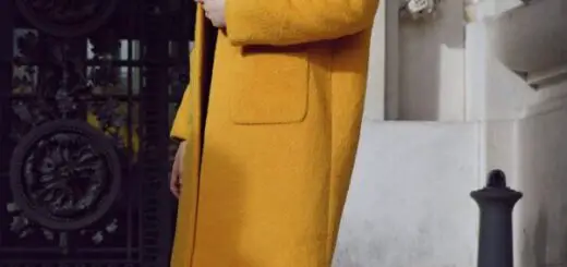 1-cuffed-jeans-with-oversized-mustard-coat-e1454761330506
