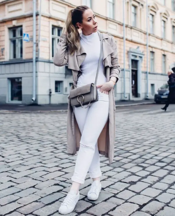 1-white-sneakers-with-all-white-outfit-and-trench-coat