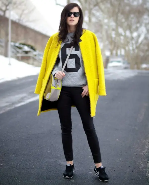 1-yellow-coat-with-sporty-outfit