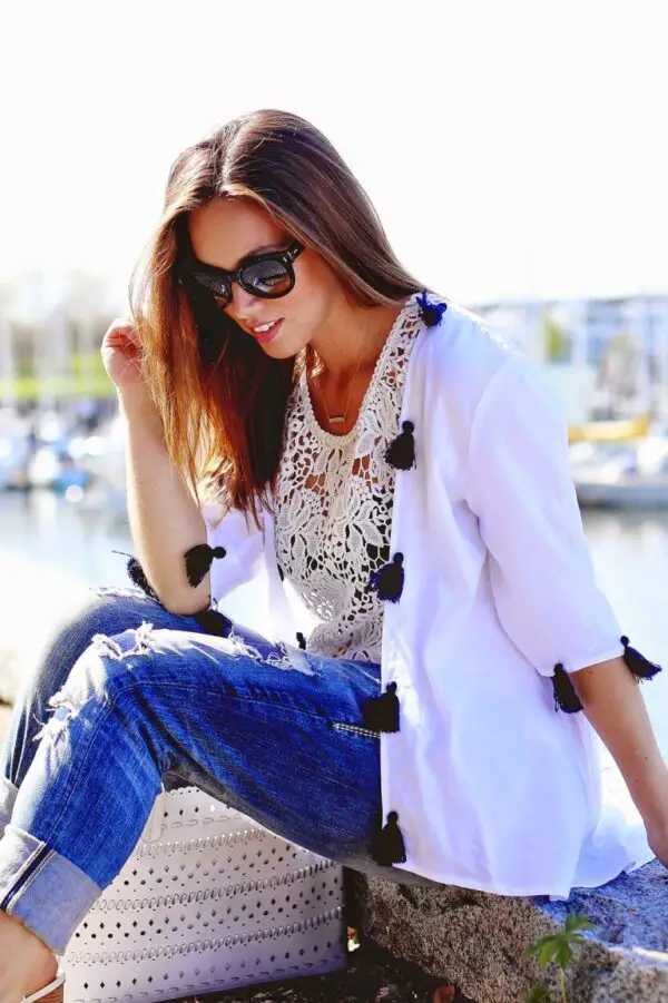 2-crochet-lace-top-with-jeans