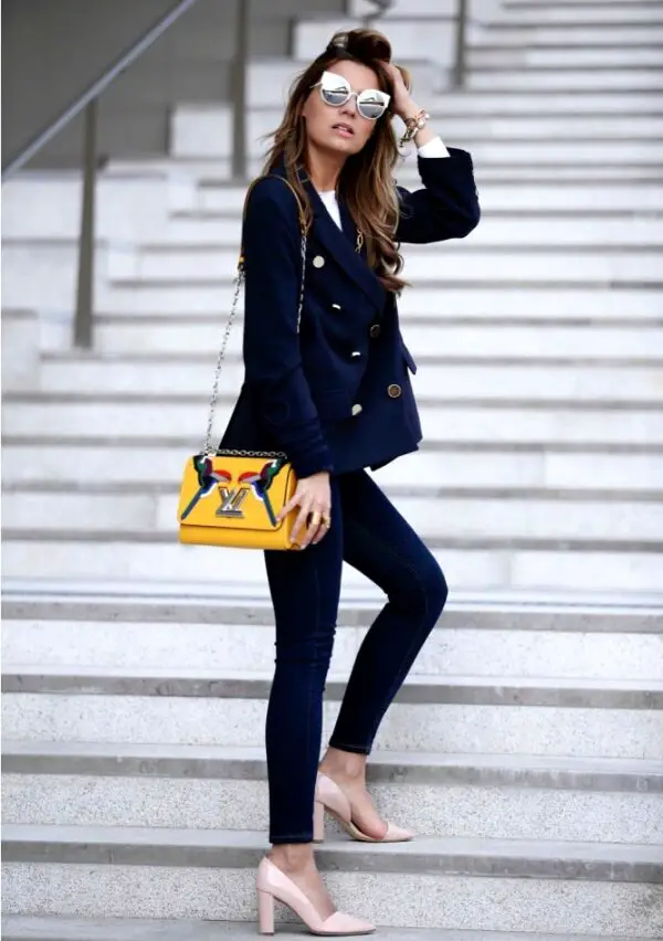 3-navy-blazer-with-skinny-jeans-and-brightly-colored-clutch-bag-1