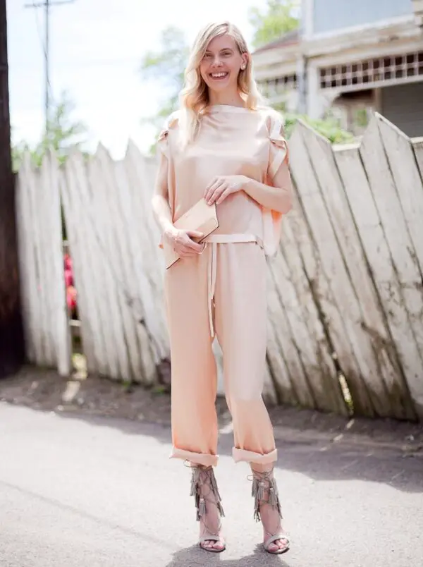 3-nude-jumpsuit-with-sandals