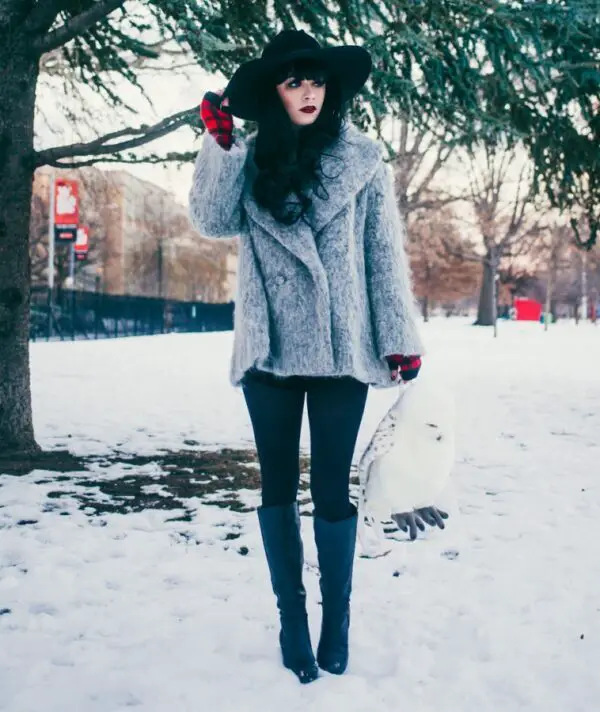 7-gray-winter-outfit-with-hat